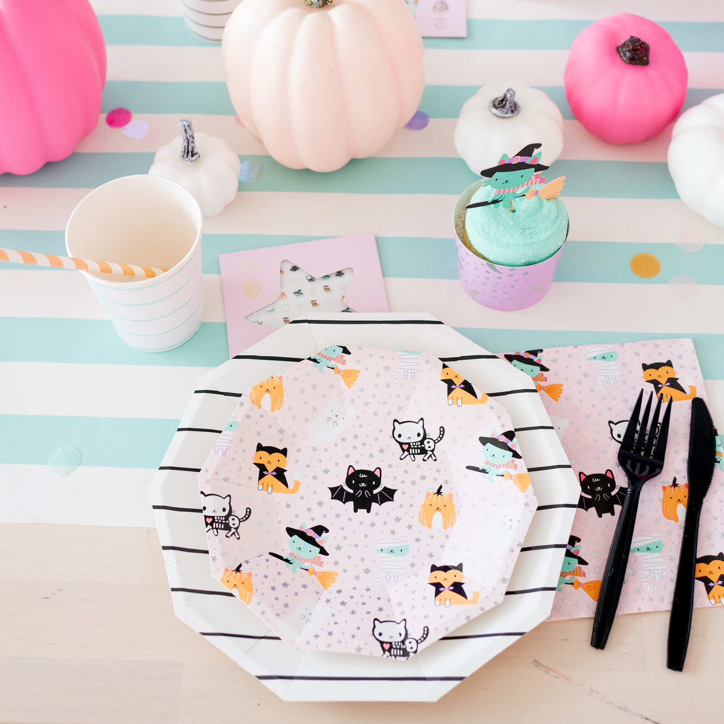 Meowloween Small Plates - 8 Pk.