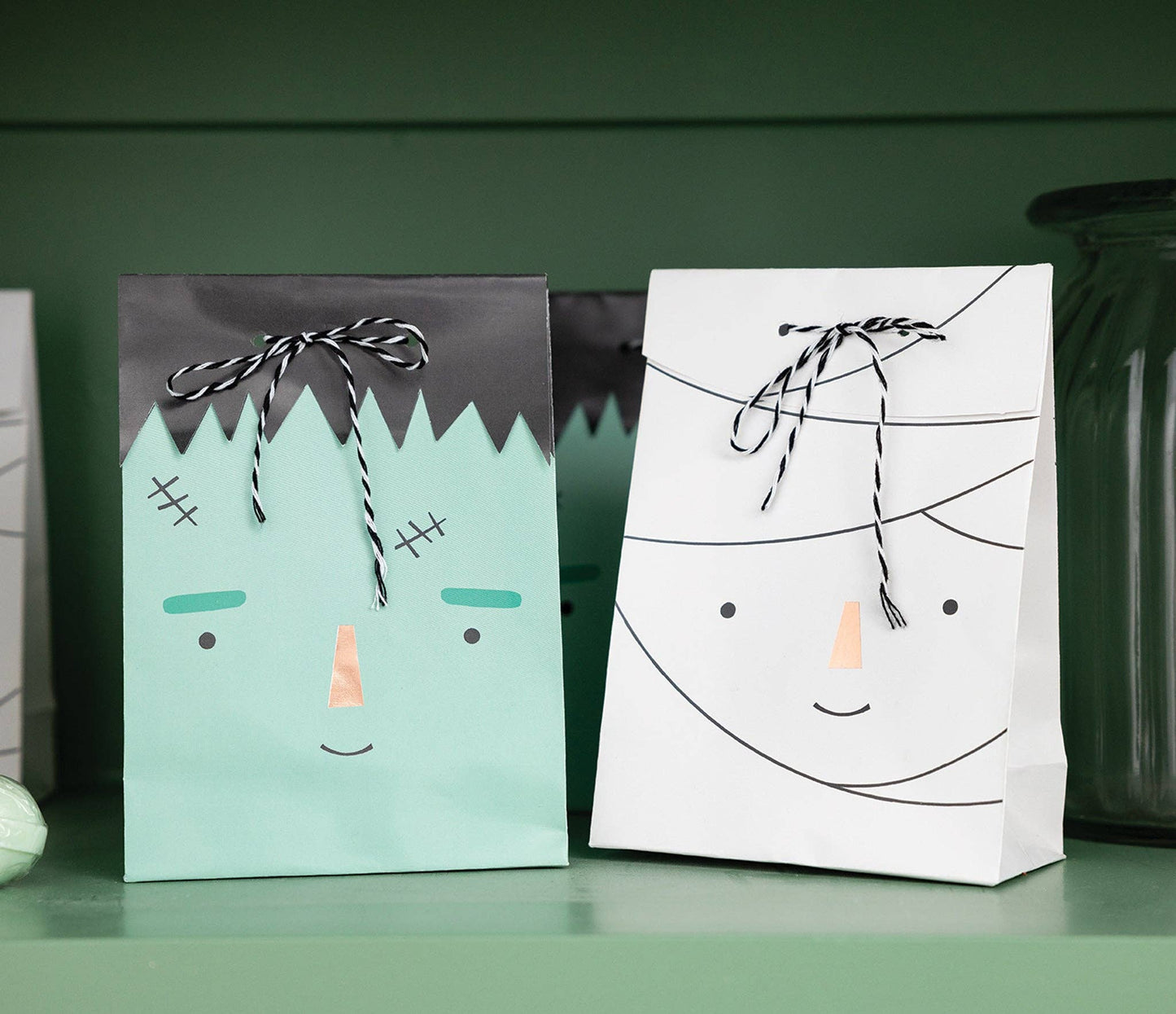 MON1007 - Frank & Mummy Treat Bags