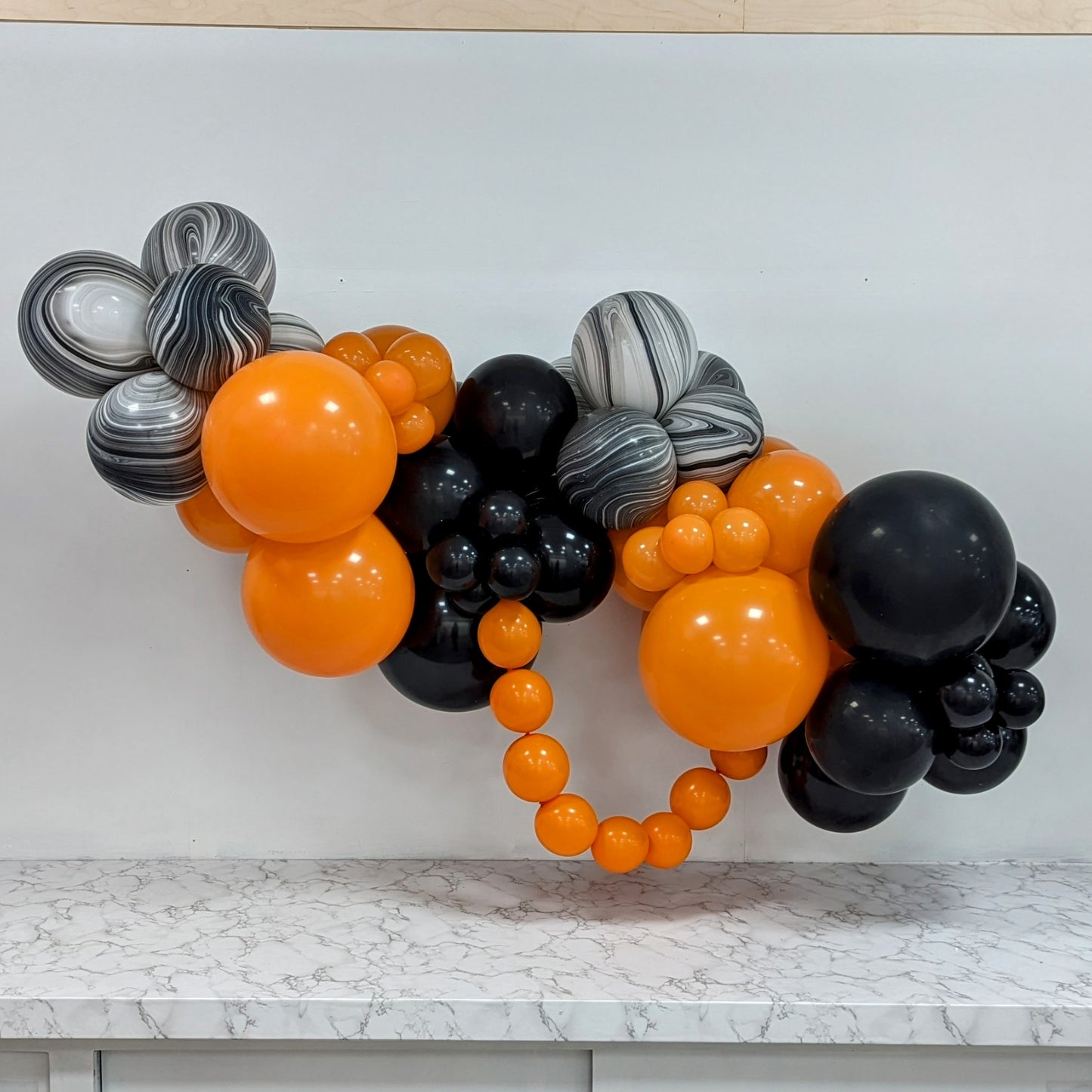 Halloween Balloon Garland - The Classic