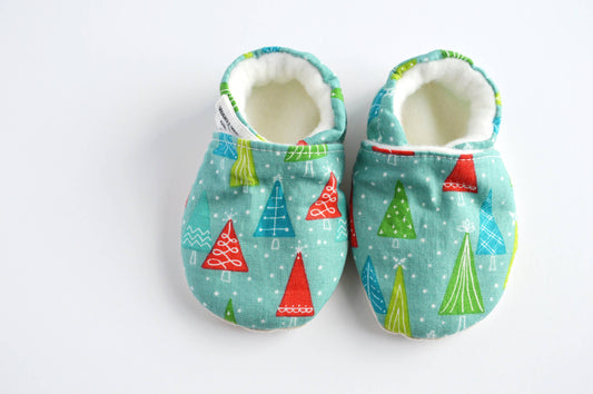Stay-On Baby Shoes - Baby Mocs - Christmas Trees